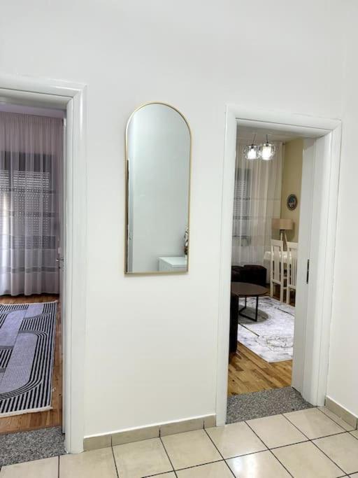 Sol Apartments - 2 Bedrooms Shkoder Exterior photo