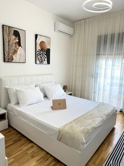 Sol Apartments - 2 Bedrooms Shkoder Exterior photo